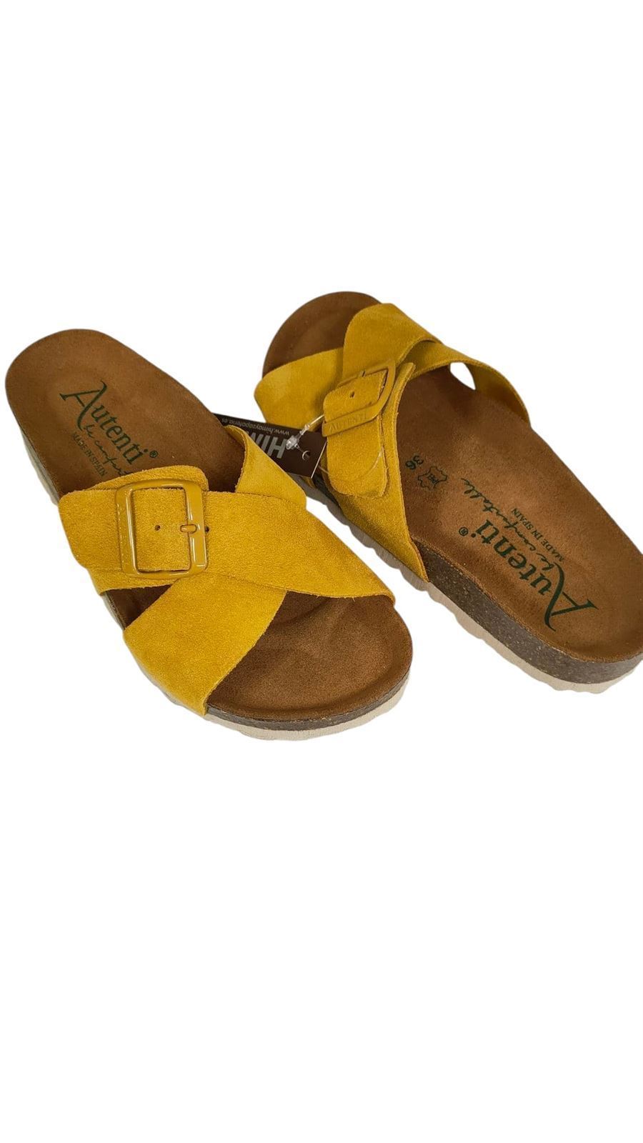 Autenti_ Sandalia tipo bio cruzada mostaza - Imagen 2