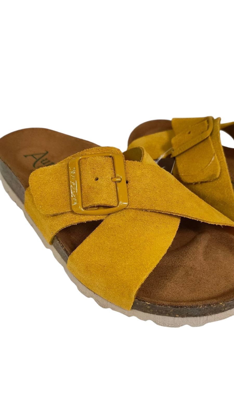 Autenti_ Sandalia tipo bio cruzada mostaza - Imagen 3