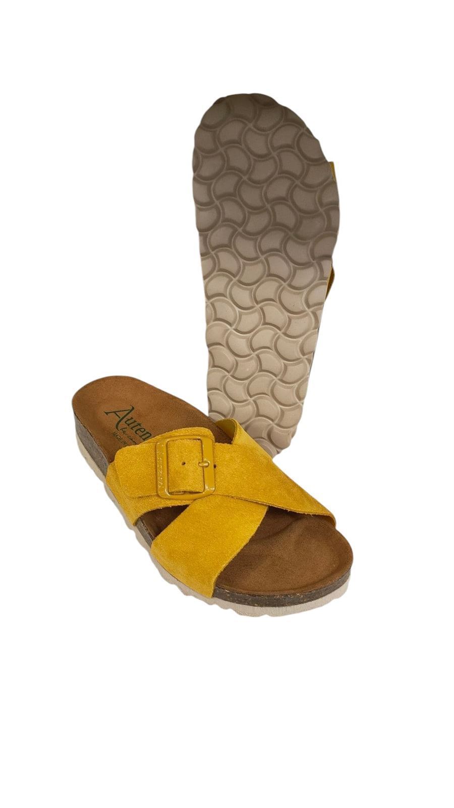 Autenti_ Sandalia tipo bio cruzada mostaza - Imagen 4