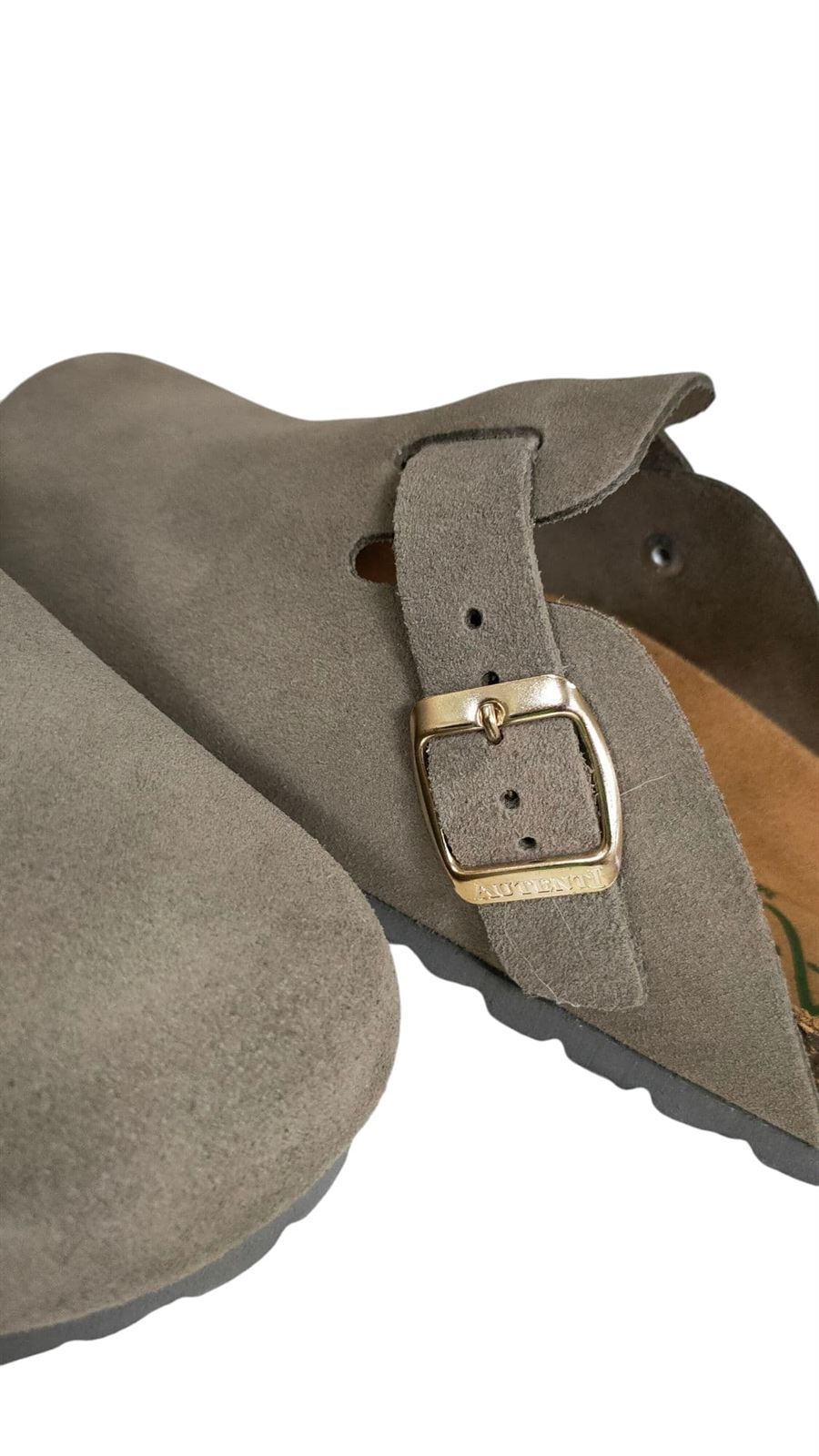 Autenti_ Zueco milán en tono piedra - Imagen 4