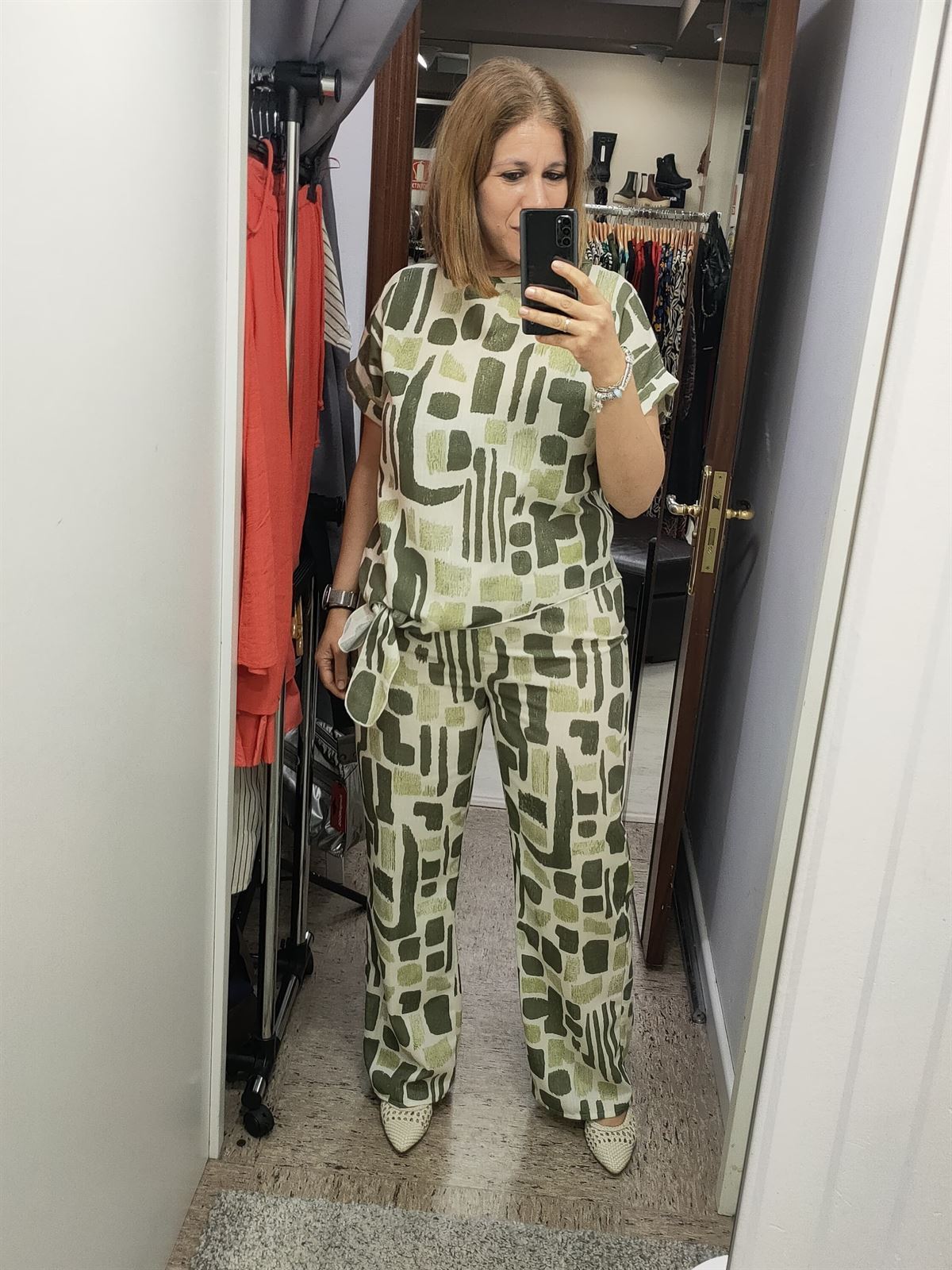 Buddyblue_ Blusa anudada estampado manchas - Imagen 2