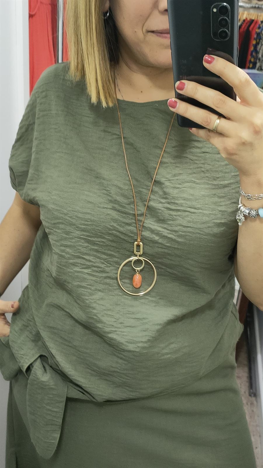 Buddyblue_ Blusa nudo verde - Imagen 1