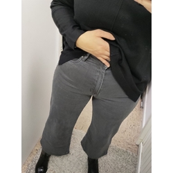 Buddyblue_ Pantalón gris ancho de corte midi - Imagen 2