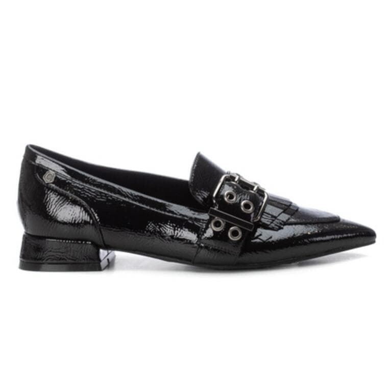 Carmela_ Zapato punta charol negro - Imagen 1