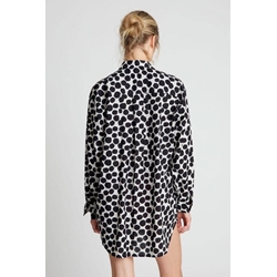 Compañía Fantástica_ Camisa Oversiza estampado terrazo - Imagen 2