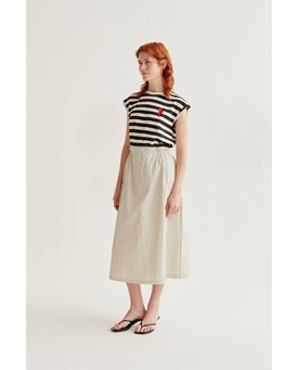 Compañía Fantástica_ Camiseta rayas negra bordado tulipán - Imagen 1