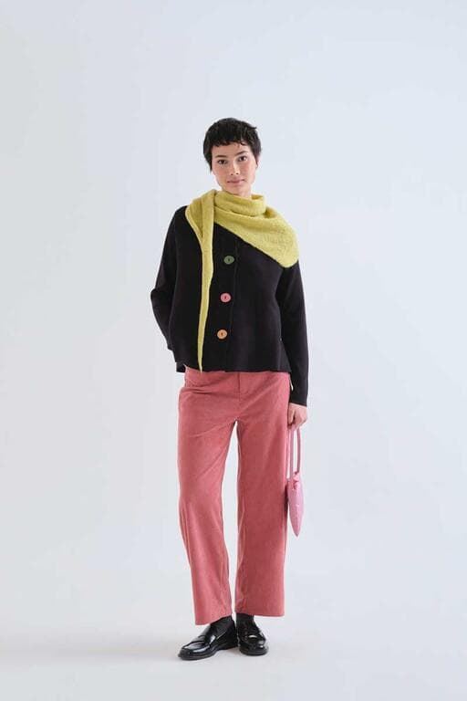 Compañía Fantástica_ Cardigan negra botones colores - Imagen 4