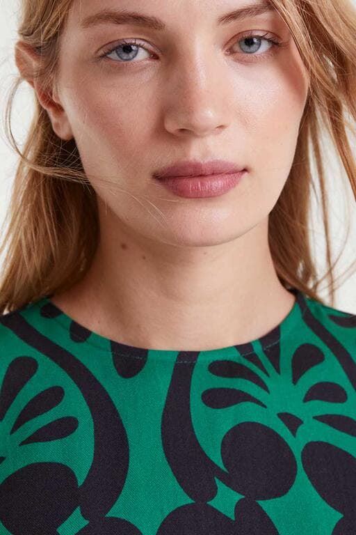 Compañía Fantástica_ Vestido corto con estampado Baroque - Imagen 4