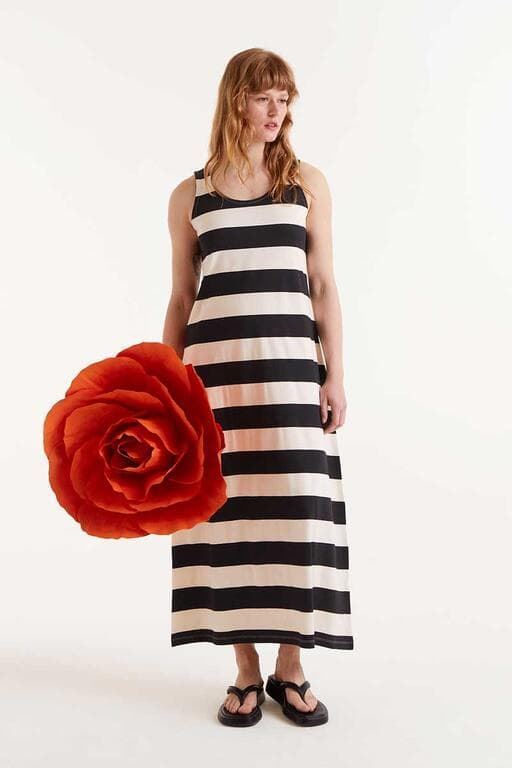 Compañía Fantástica_ Vestido largo rayas negras - Imagen 3