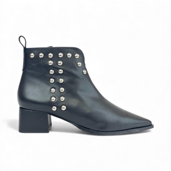 Desireé_ Botín piel negro tachuelas - Imagen 1
