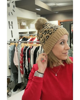 Gorros pompom manchas - Imagen 2