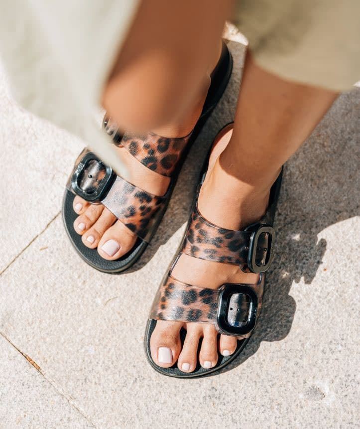 igor_ Sandalia habana brillo Leo negro - Imagen 4