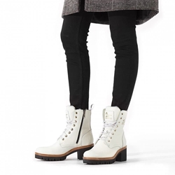 Panama Jack_ Bota de piel en blanco con forro de pelo - Imagen 2