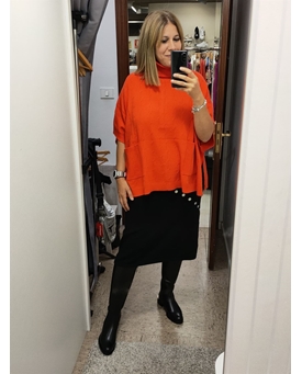 Scorzzo_ Capa punto roja - Imagen 1