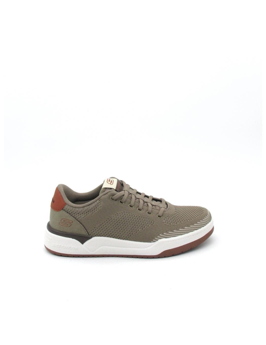 Skechers_ Deportivo relaxed fit taupe - Imagen 1