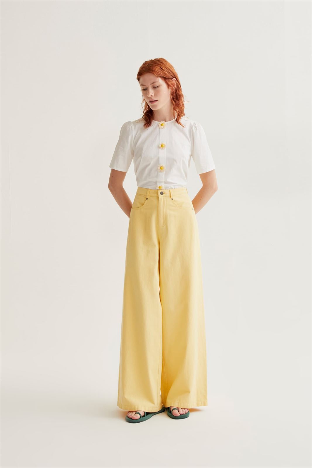 Top algodón con botones florales - Imagen 4