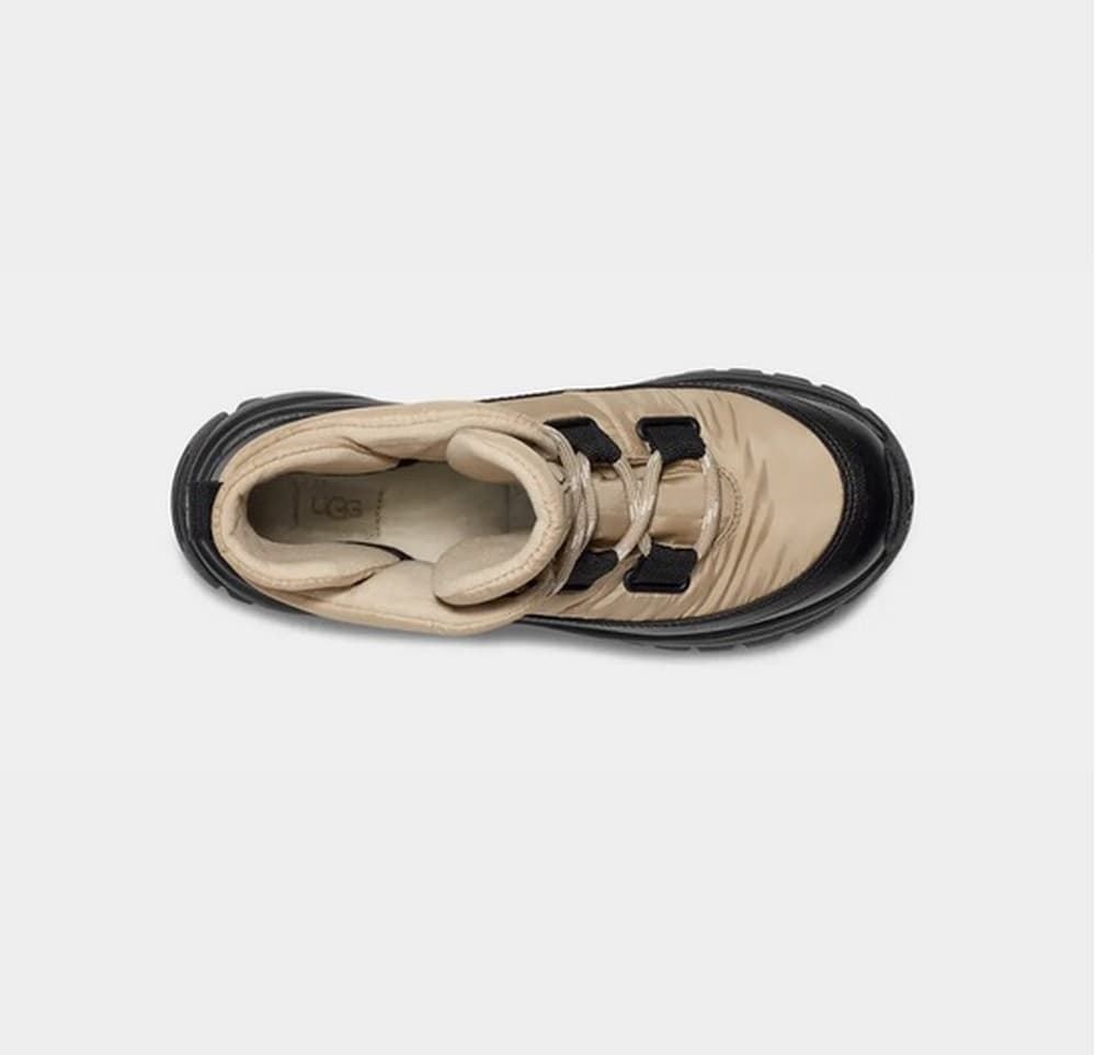 UGG_ Bota Yose Puffer lace - Imagen 5